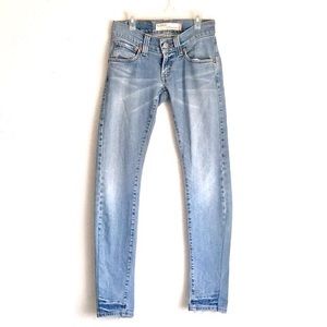 Reworked Vintage Levi’s 504 Low-rise Fit 👖